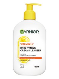 Garnier Kremast izdelek za čišćenje obraza s C* vitaminom za bleščeč ten, 250ml